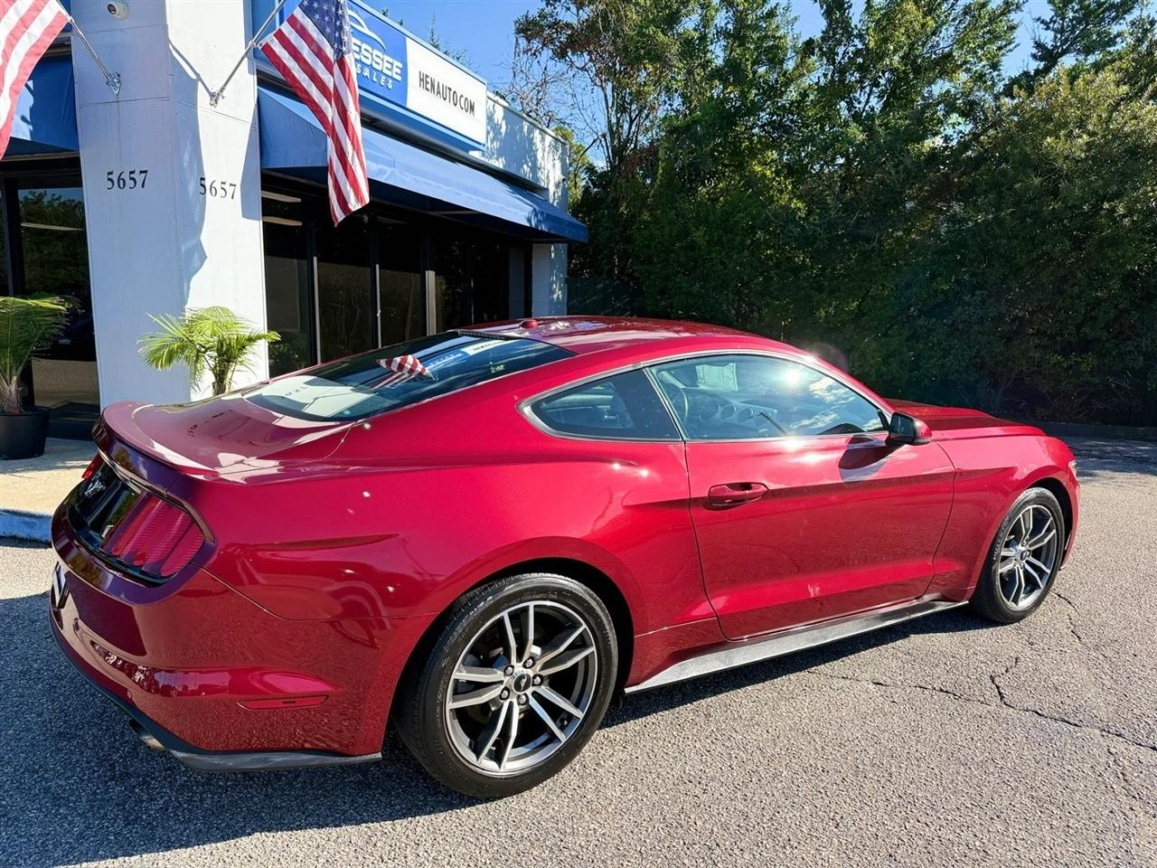 Ford Mustang 2dr Fastback EcoBoost 2015