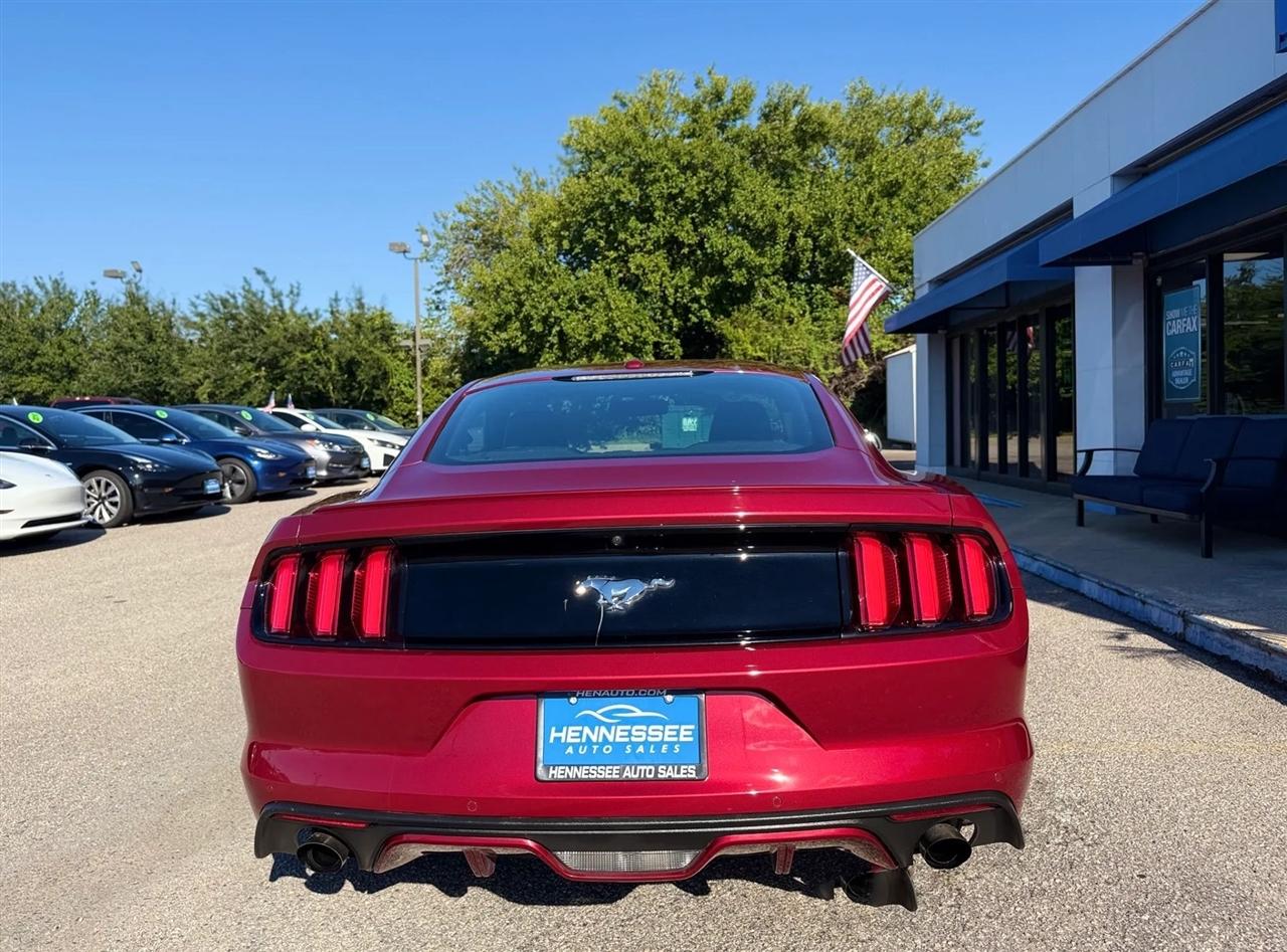 Ford Mustang 2dr Fastback EcoBoost 2015