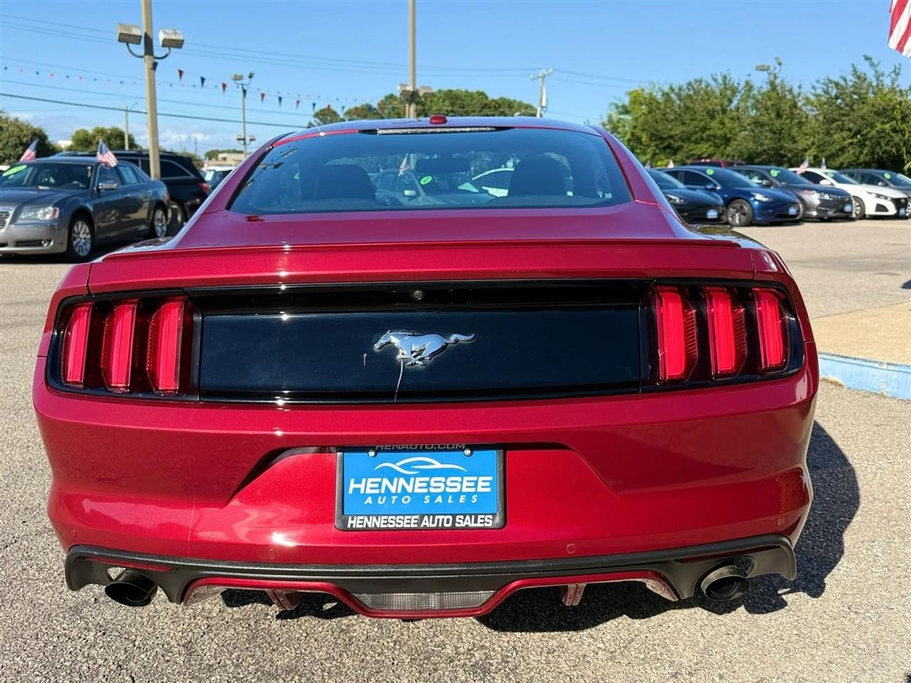 Ford Mustang 2dr Fastback EcoBoost 2015