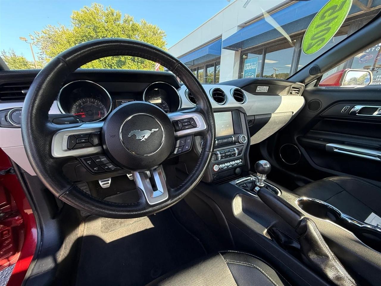 Ford Mustang 2dr Fastback EcoBoost 2015
