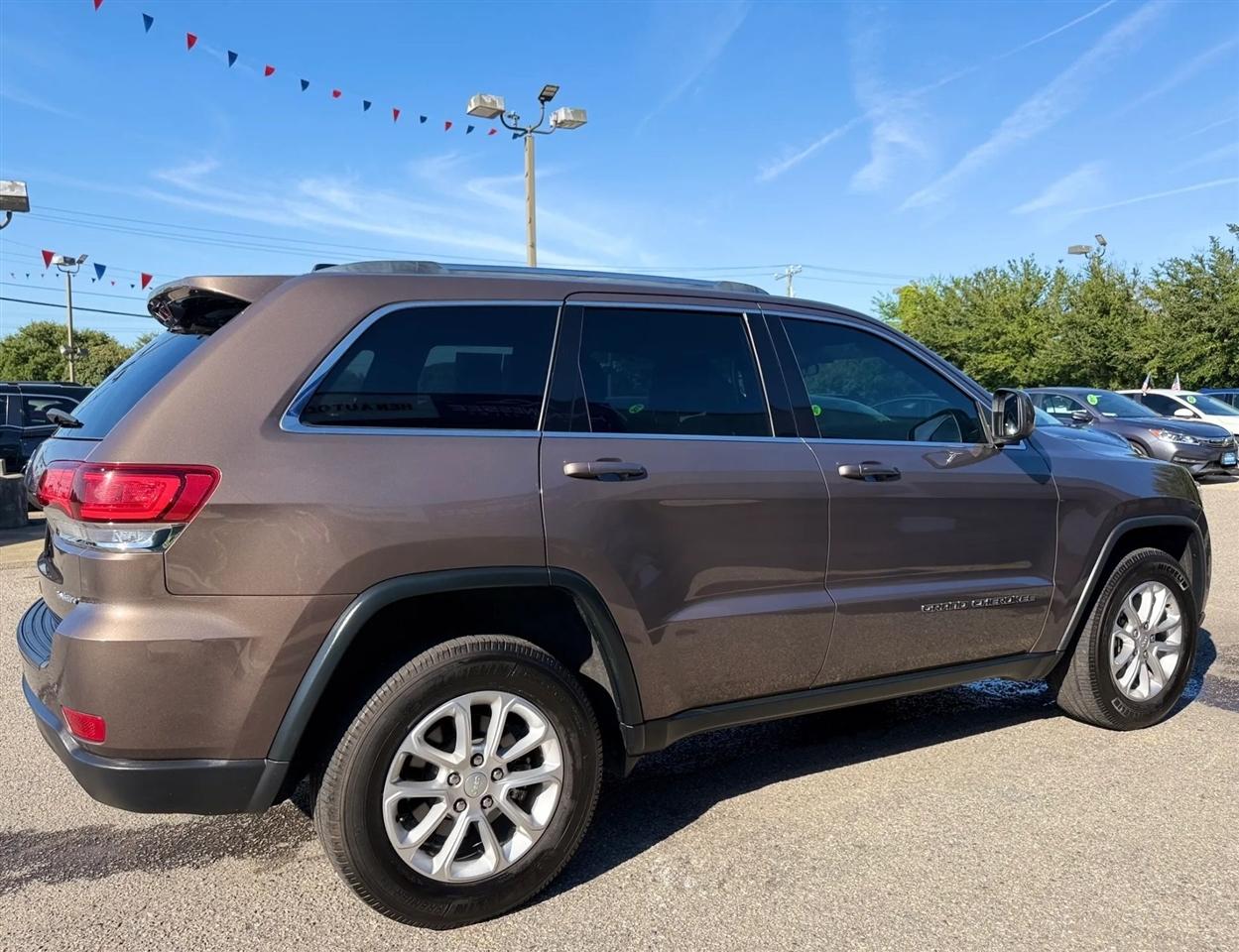 Jeep Grand Cherokee Laredo E 4x4 2021