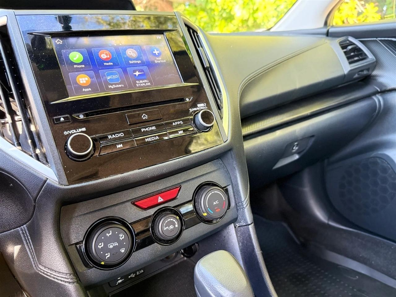 Subaru Impreza Premium 5-door CVT 2022