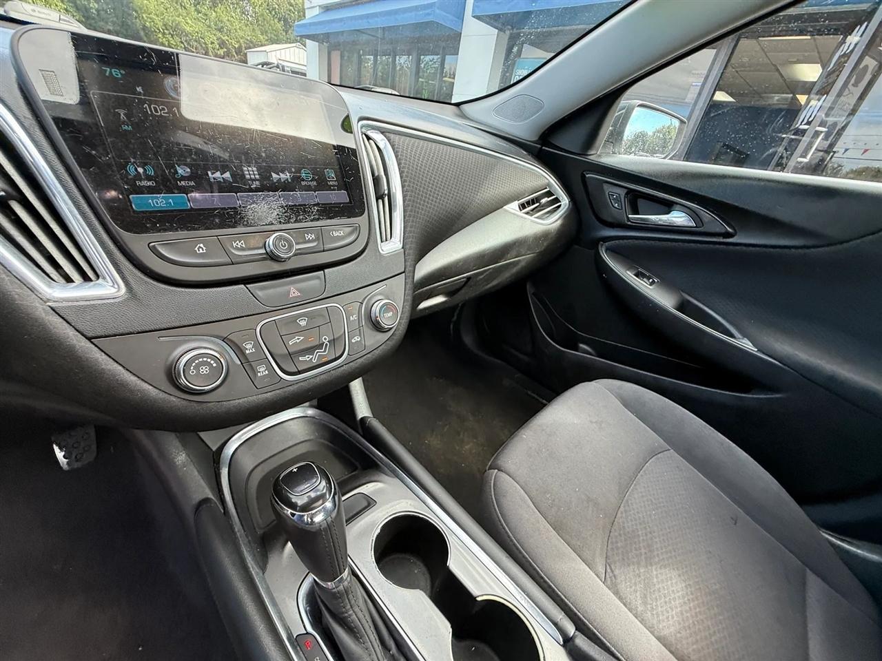 Chevrolet Malibu 4dr Sdn LT w/1LT 2018