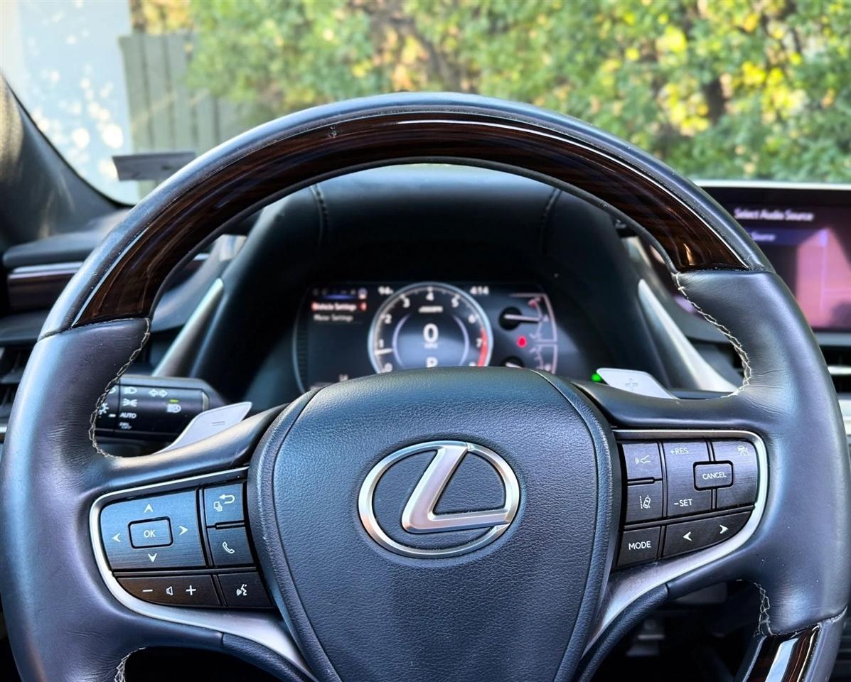 Lexus ES ES 350 FWD 2019