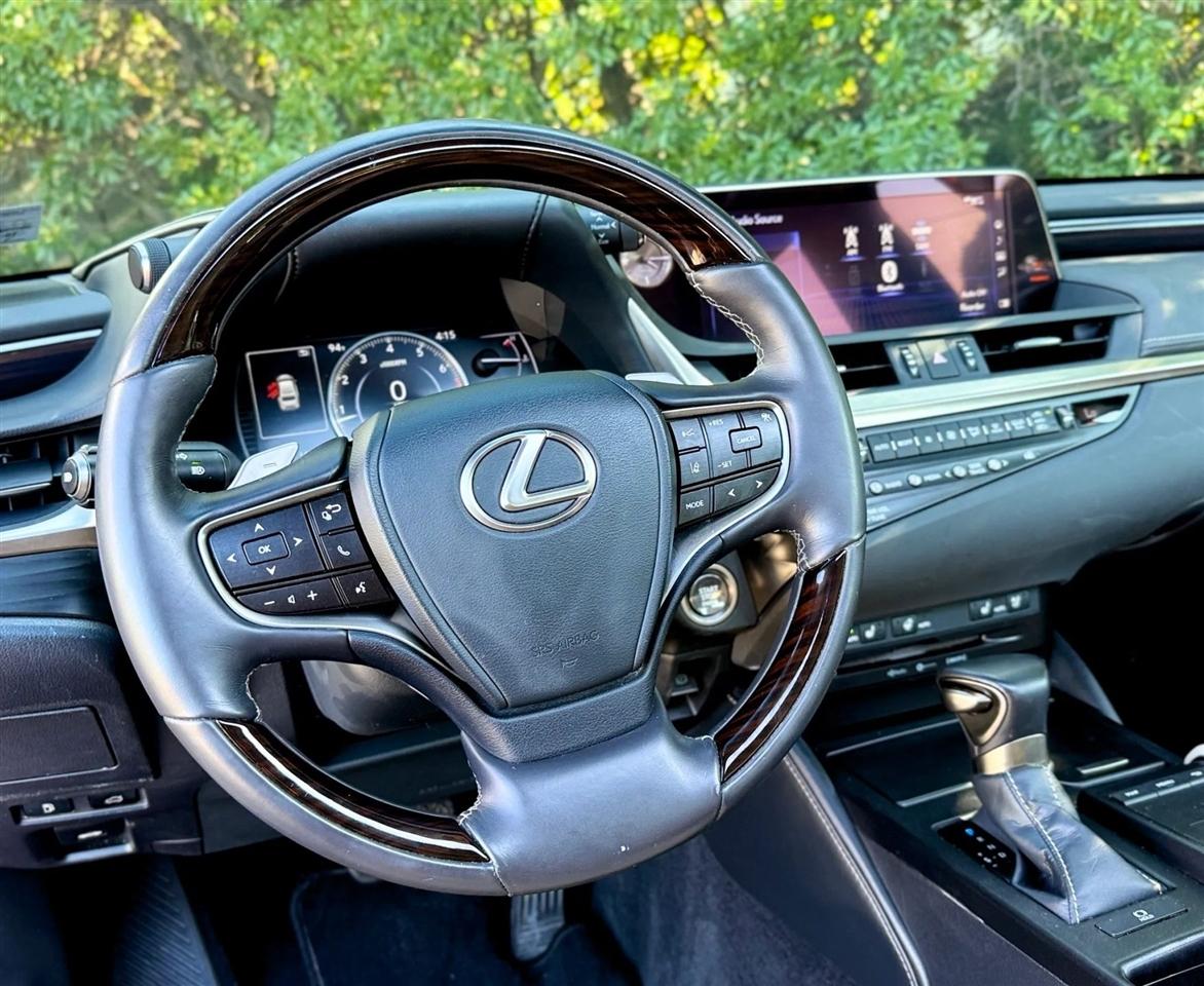 Lexus ES ES 350 FWD 2019