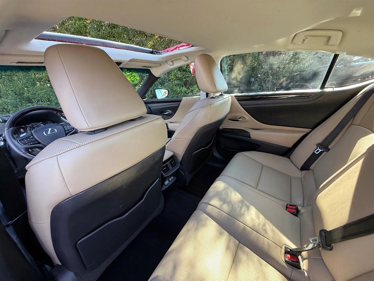 Lexus ES ES 350 FWD 2019