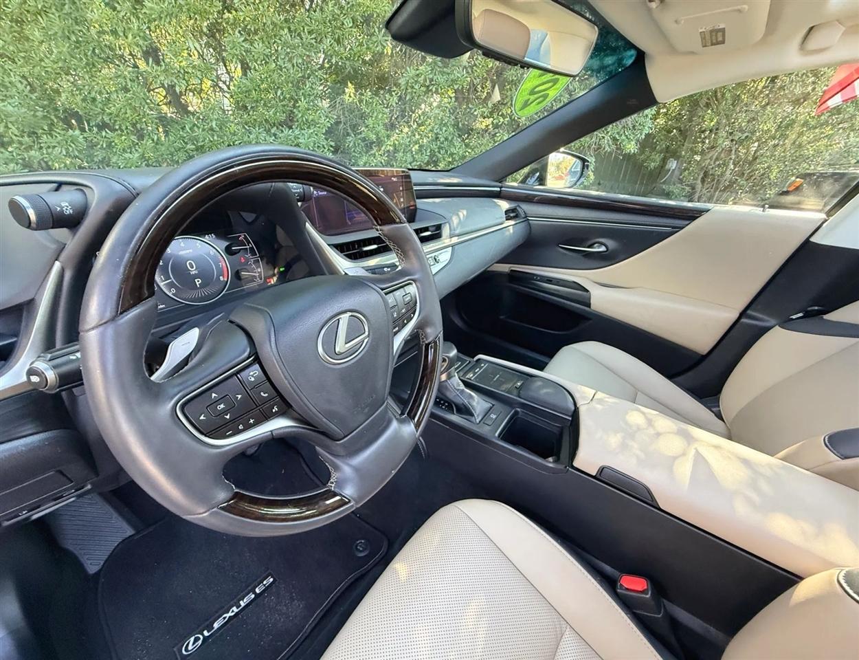 Lexus ES ES 350 FWD 2019