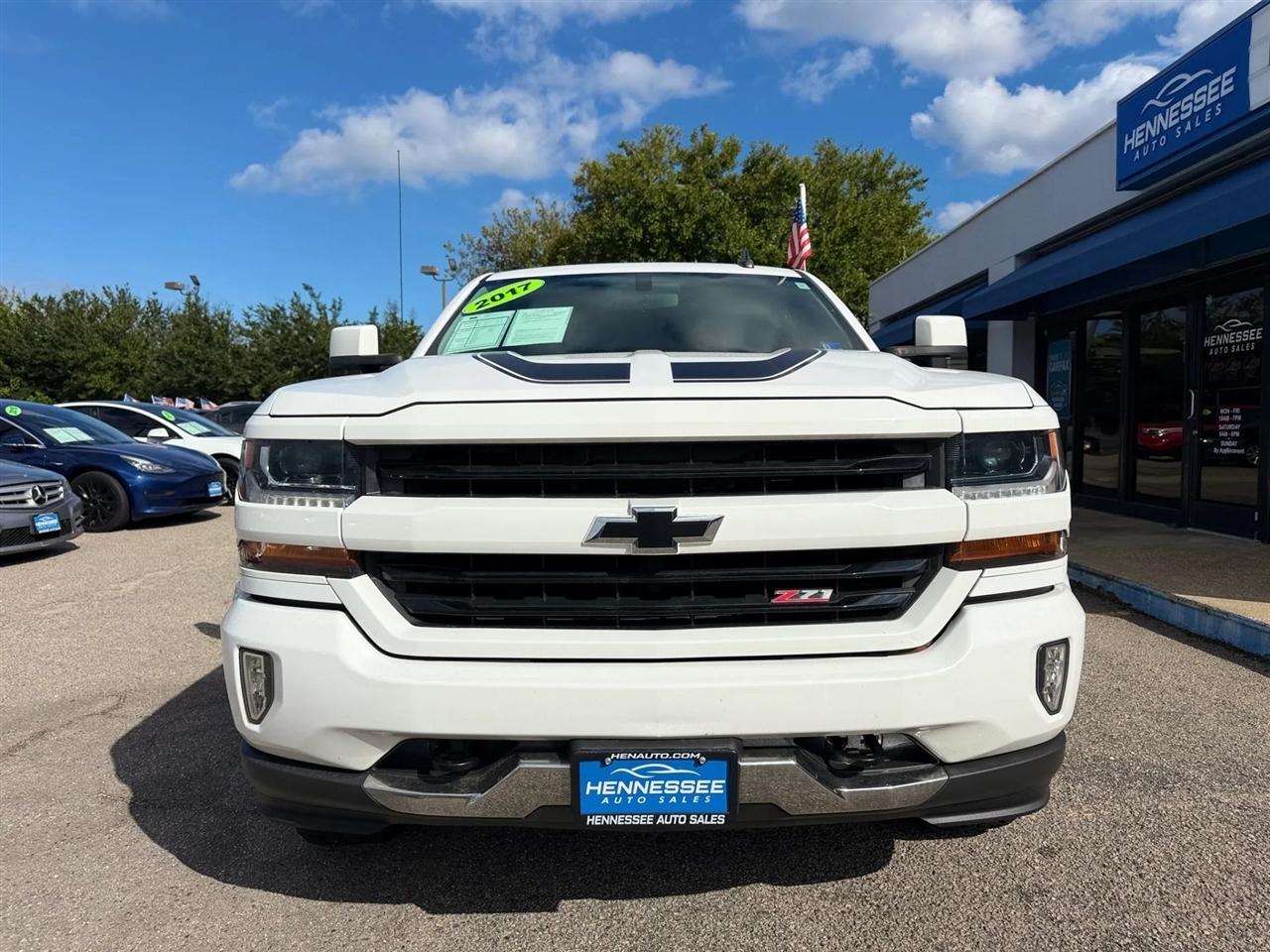 Chevrolet Silverado 1500 4WD Crew Cab 143.5" LT w/2LT 2017