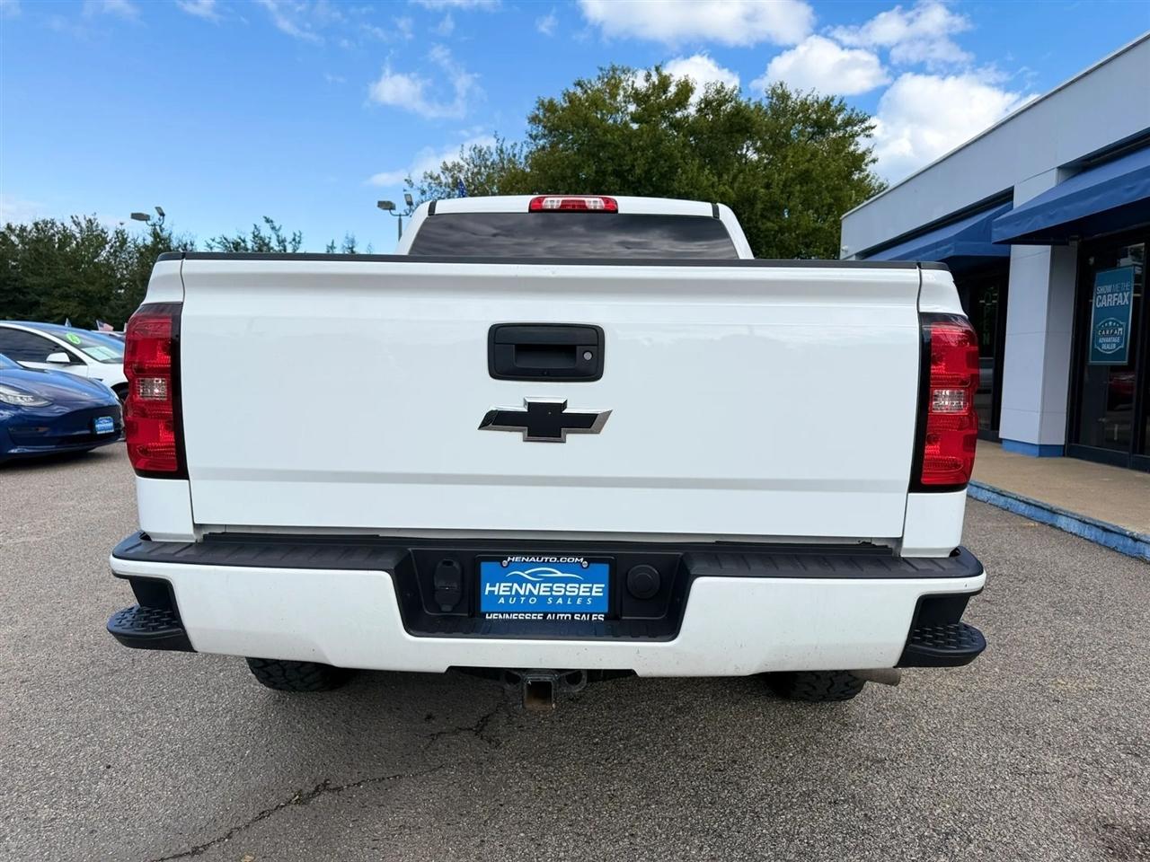 Chevrolet Silverado 1500 4WD Crew Cab 143.5" LT w/2LT 2017