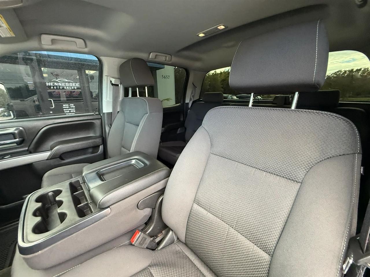 Chevrolet Silverado 1500 4WD Crew Cab 143.5" LT w/2LT 2017
