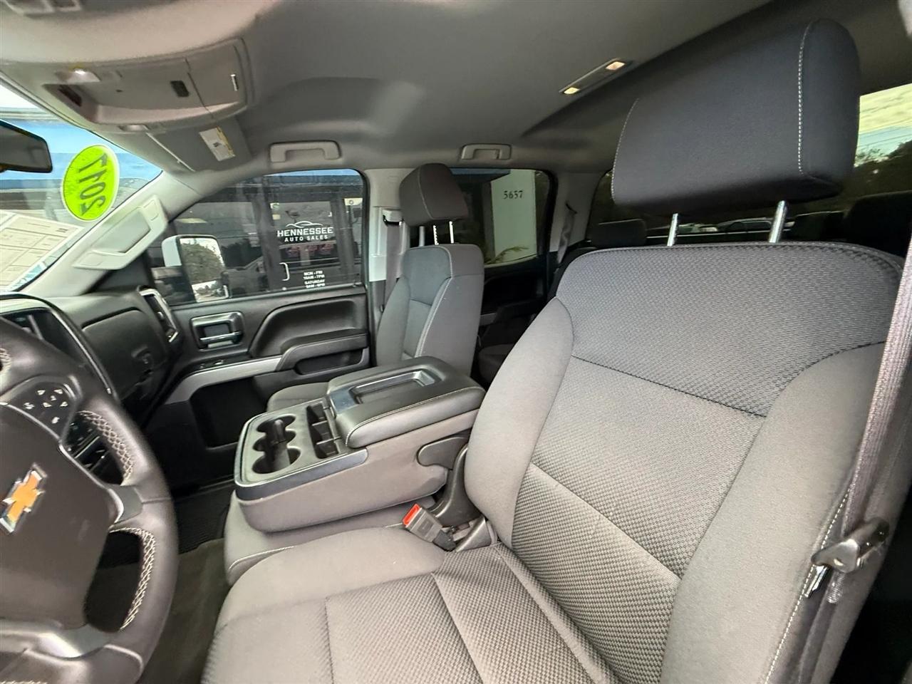 Chevrolet Silverado 1500 4WD Crew Cab 143.5" LT w/2LT 2017