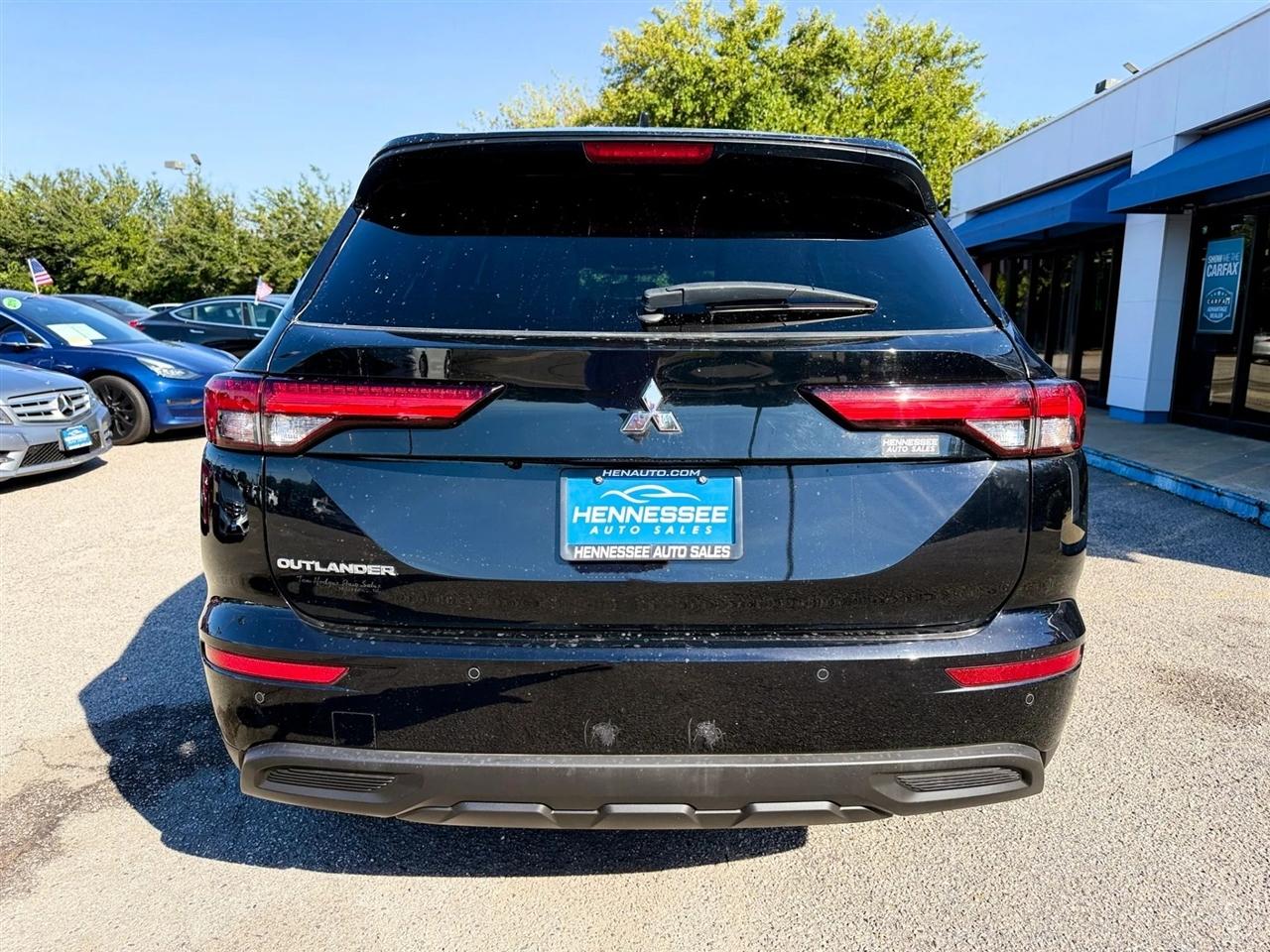 Mitsubishi Outlander ES S-AWC 2023