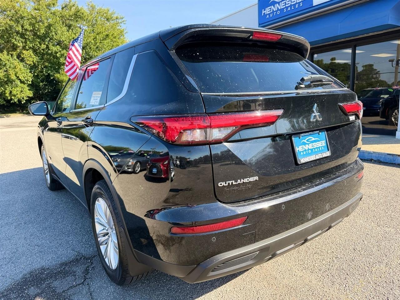 Mitsubishi Outlander ES S-AWC 2023