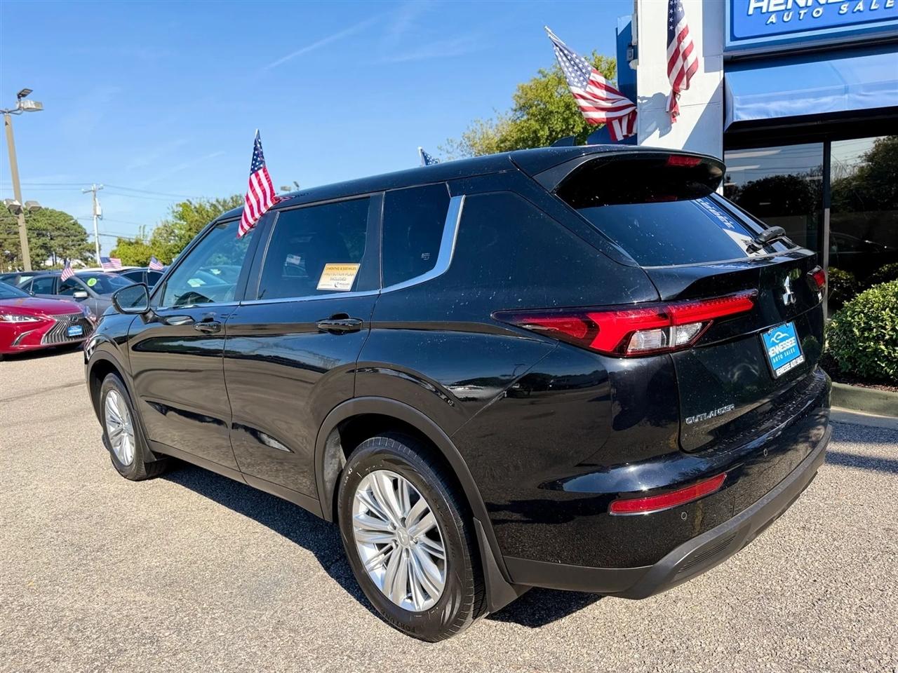 Mitsubishi Outlander ES S-AWC 2023