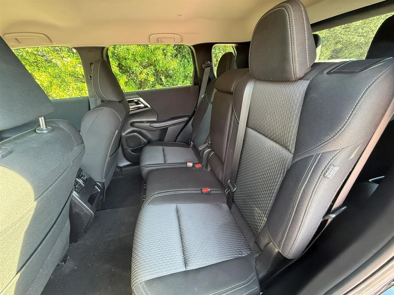 Mitsubishi Outlander ES S-AWC 2023
