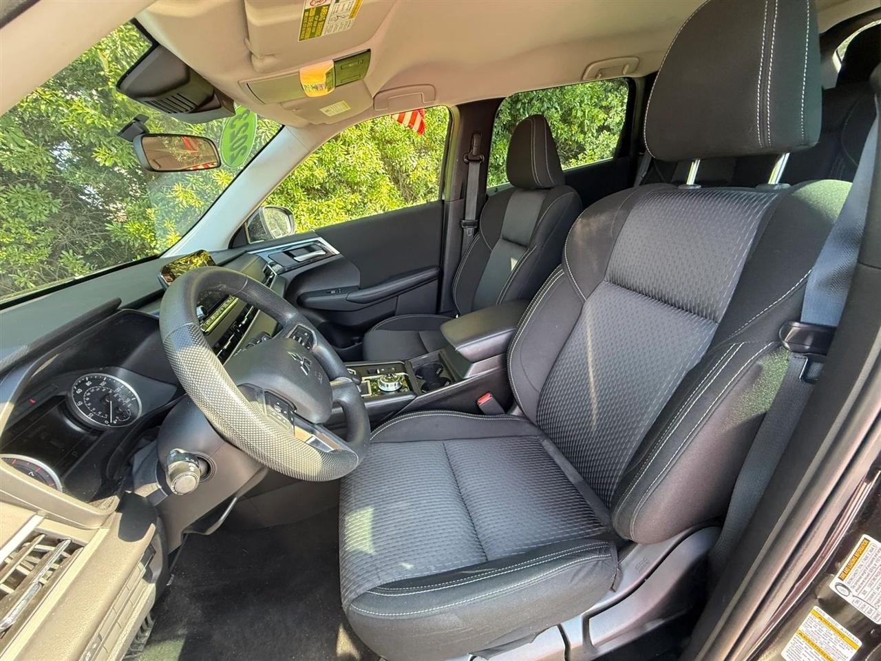 Mitsubishi Outlander ES S-AWC 2023