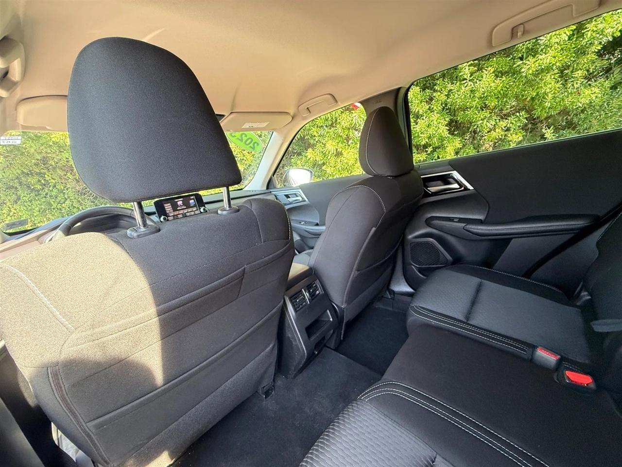 Mitsubishi Outlander ES S-AWC 2023