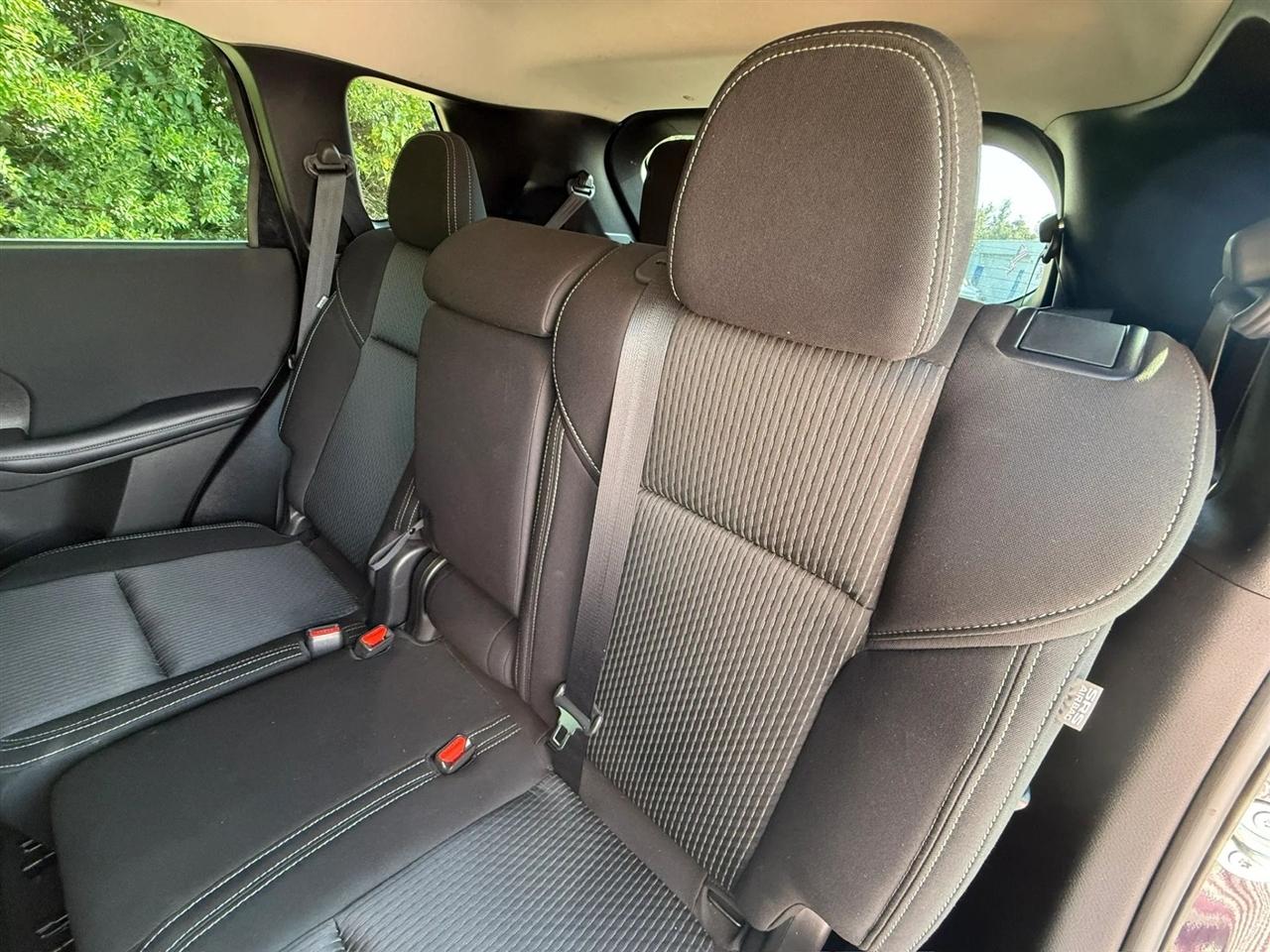 Mitsubishi Outlander ES S-AWC 2023