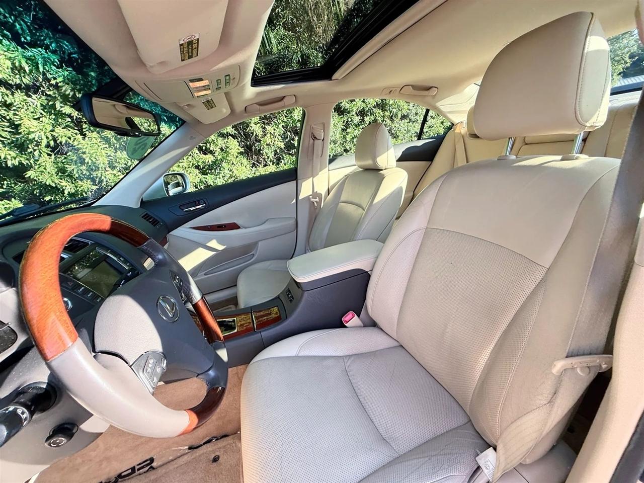 Lexus ES 350 4dr Sdn 2012