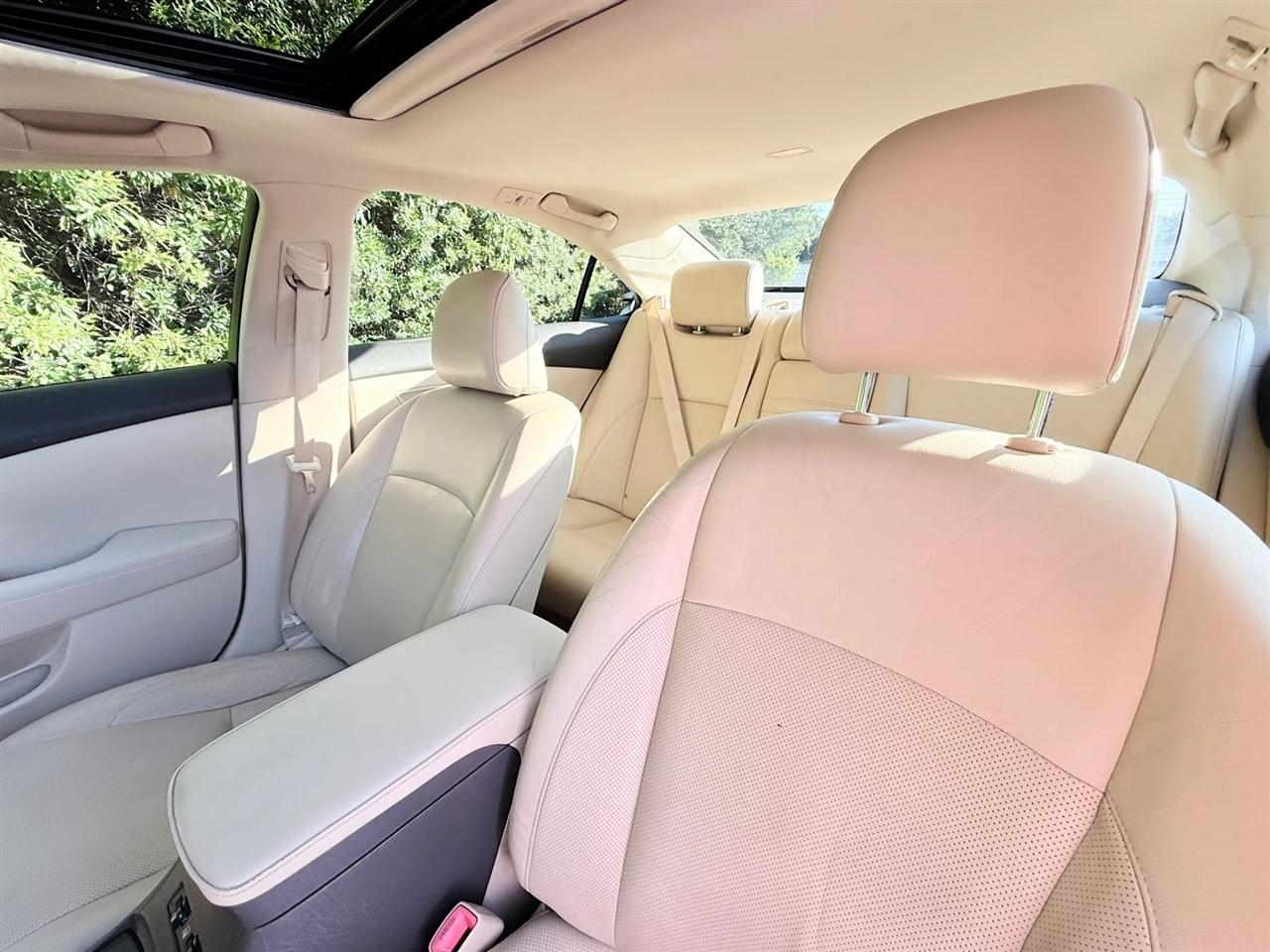 Lexus ES 350 4dr Sdn 2012
