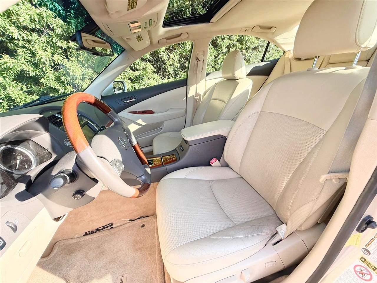 Lexus ES 350 4dr Sdn 2012