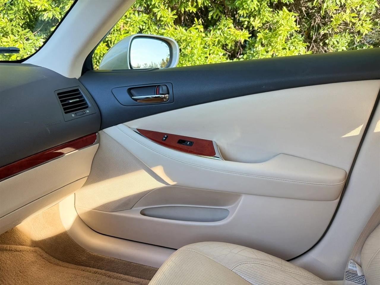 Lexus ES 350 4dr Sdn 2012