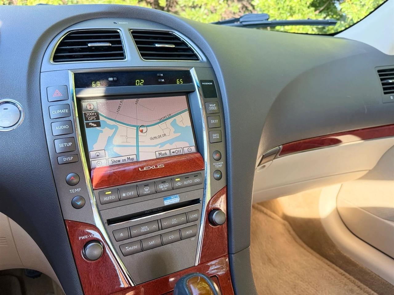 Lexus ES 350 4dr Sdn 2012