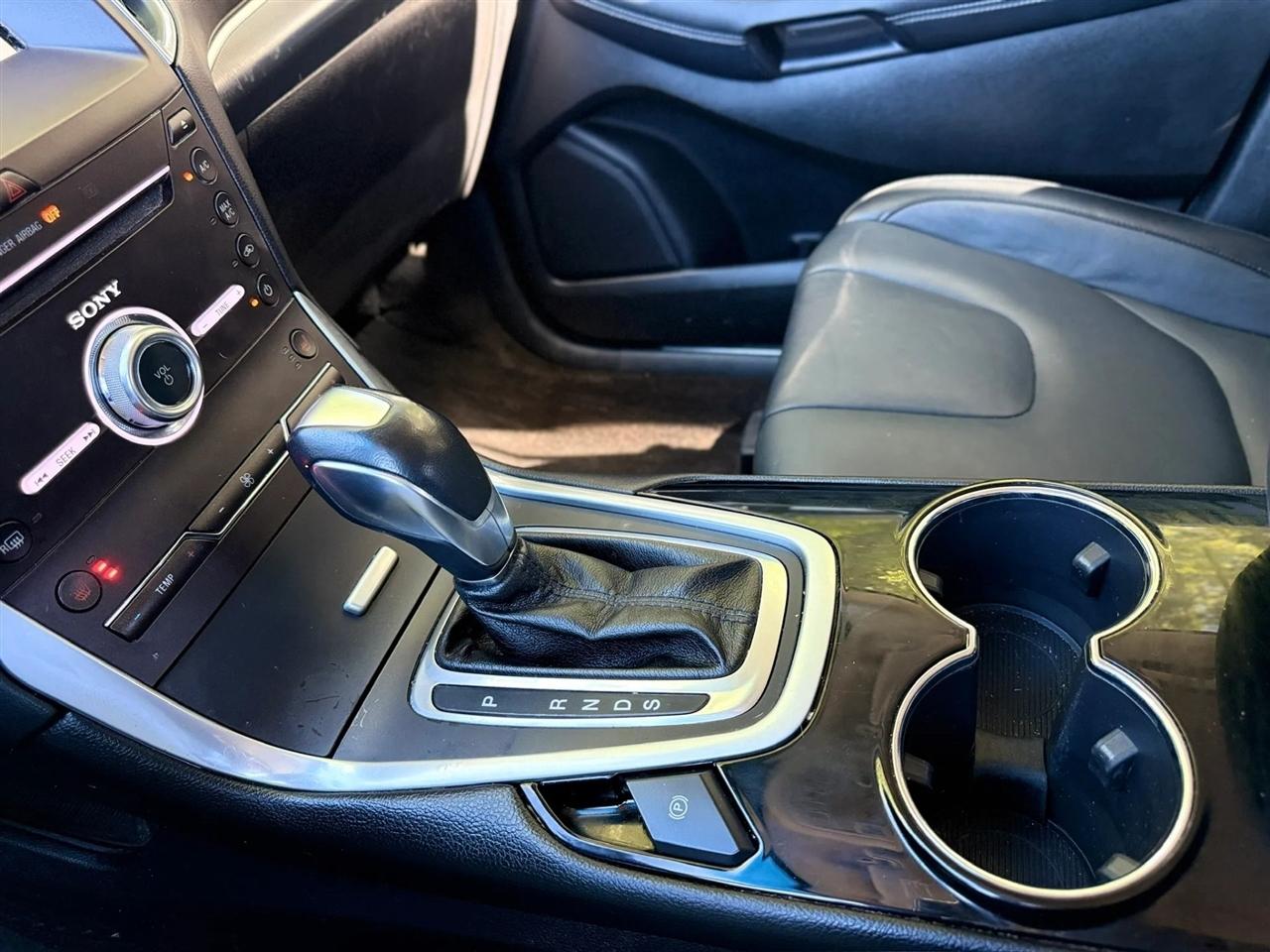 Ford Edge Titanium FWD 2018