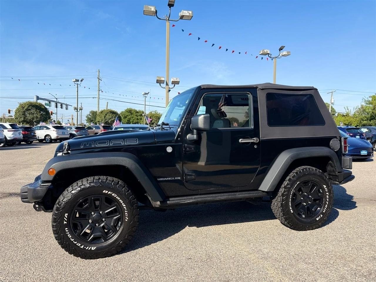 Jeep Wrangler 4WD 2dr Moab *Ltd Avail* 2013