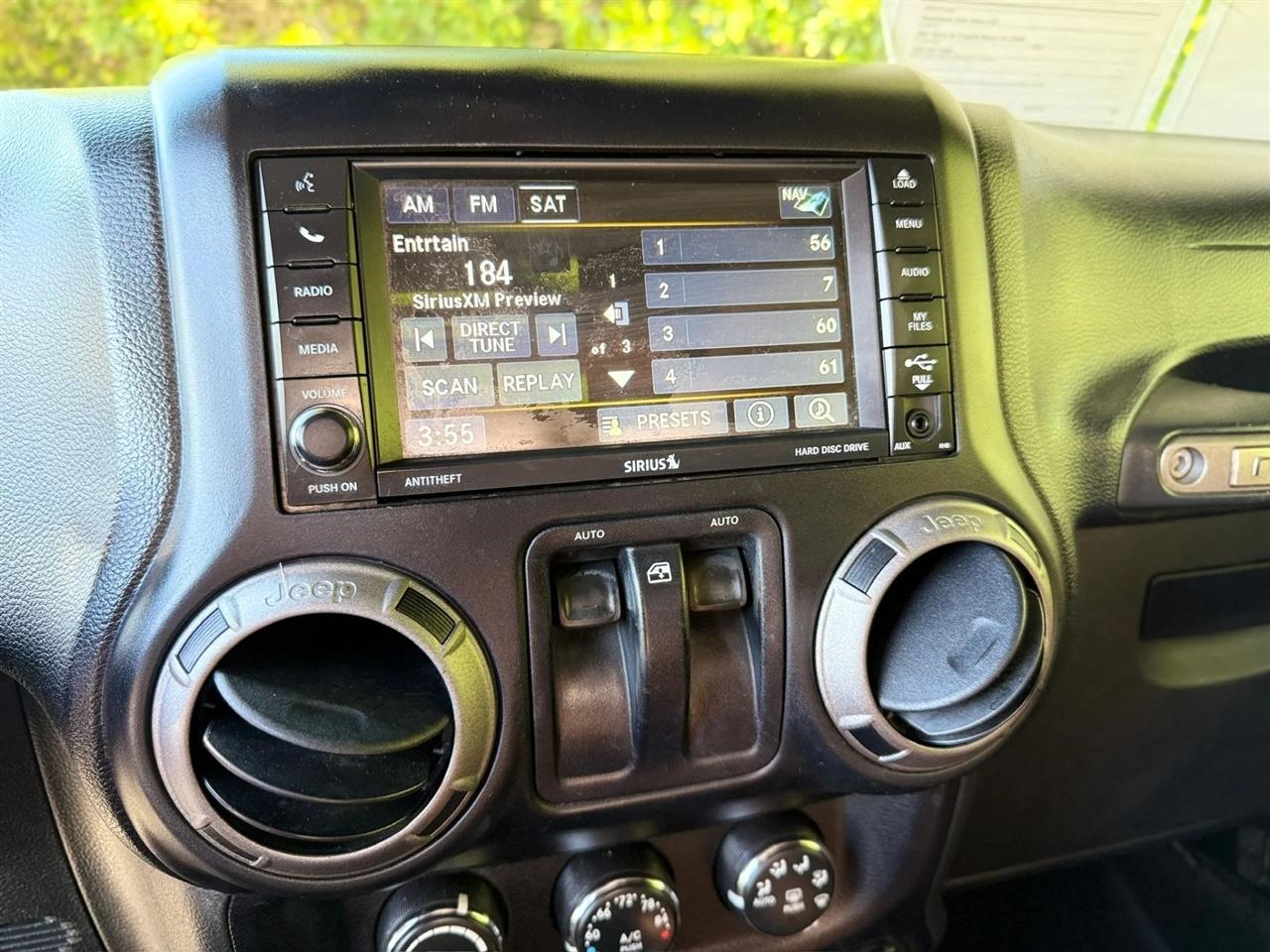 Jeep Wrangler 4WD 2dr Moab *Ltd Avail* 2013
