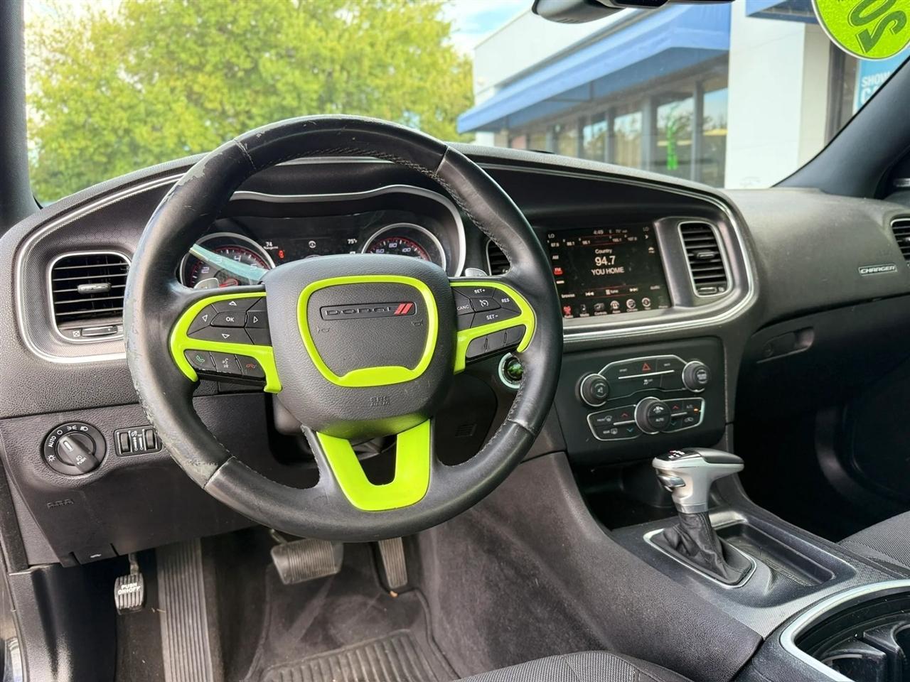 Dodge Charger 4dr Sdn RT RWD 2015