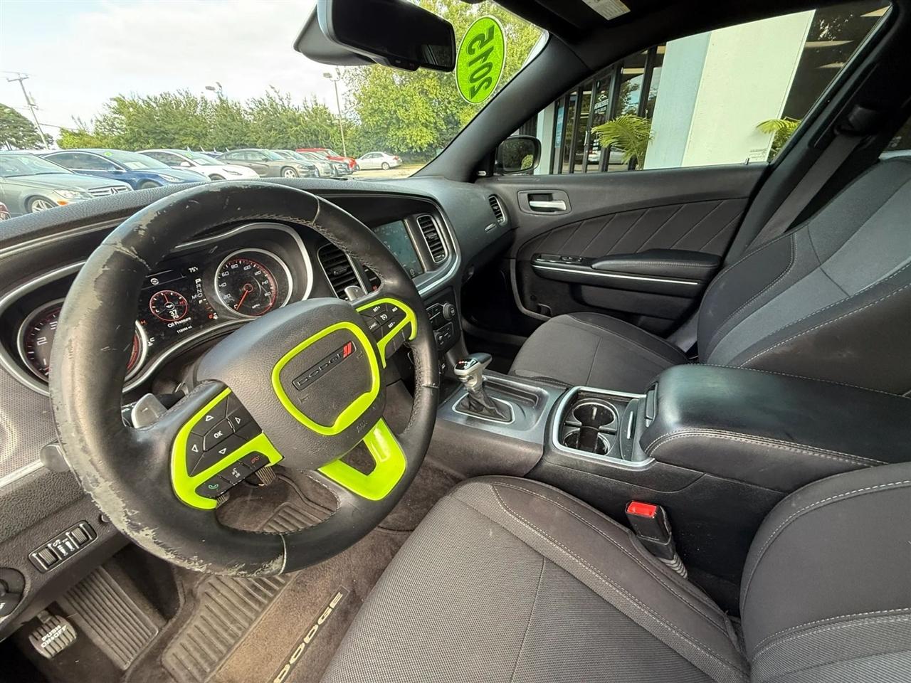 Dodge Charger 4dr Sdn RT RWD 2015