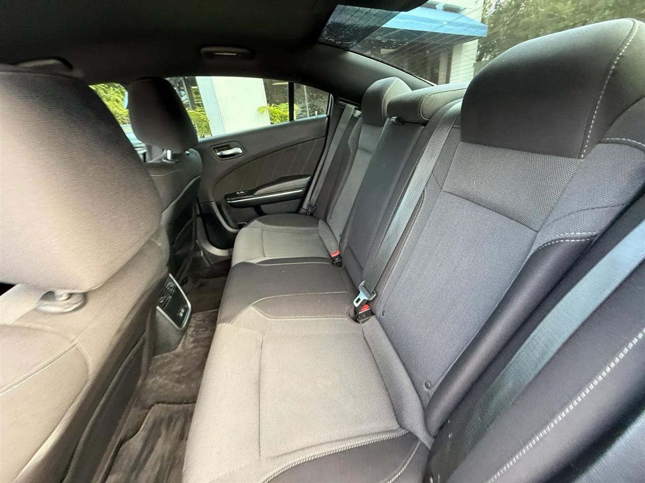 Dodge Charger 4dr Sdn RT RWD 2015