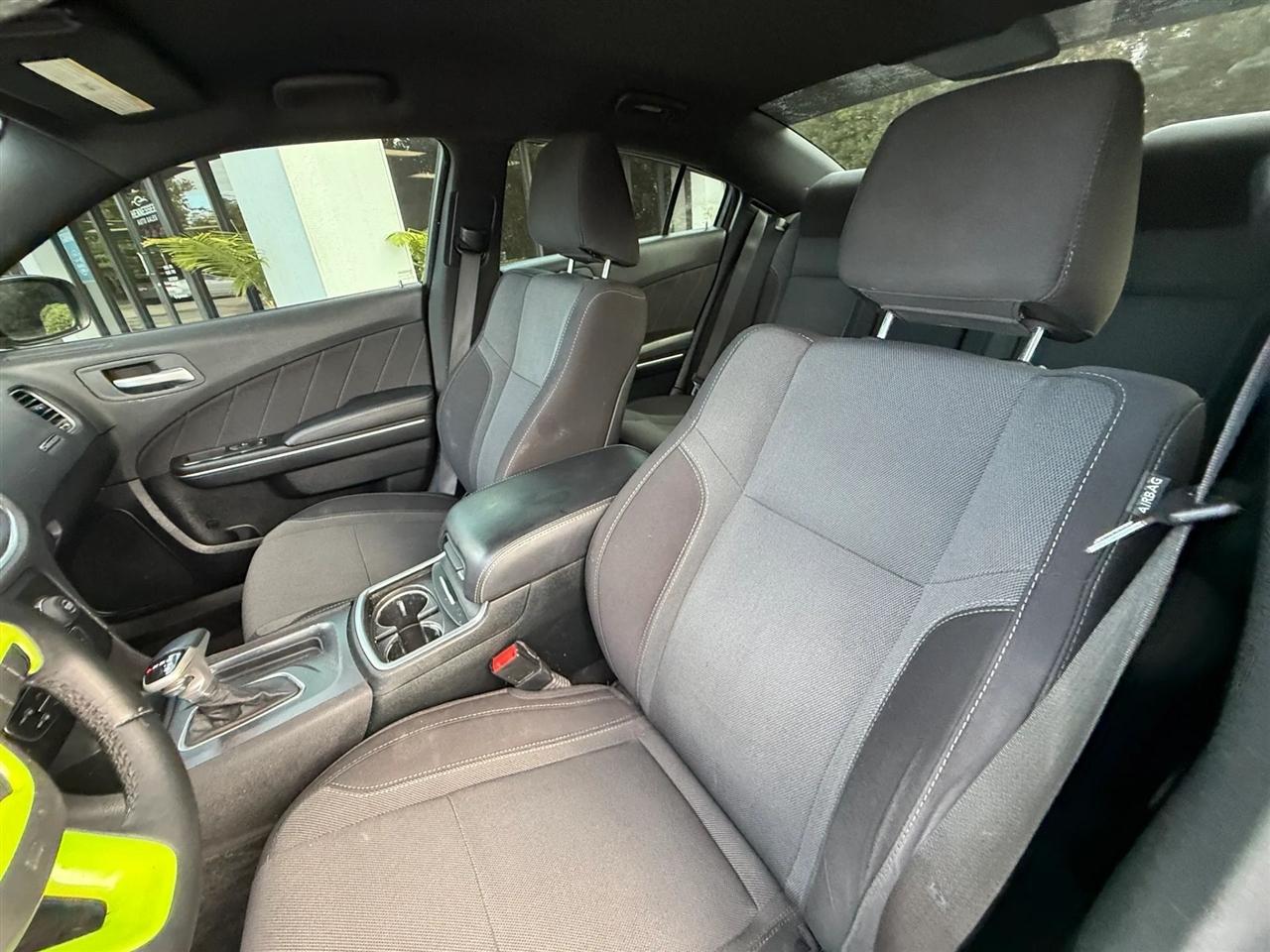 Dodge Charger 4dr Sdn RT RWD 2015