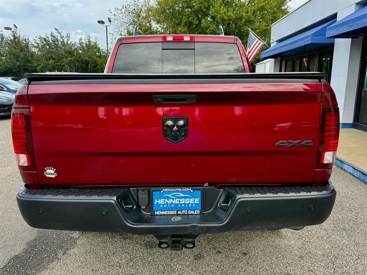 RAM 1500 Classic Warlock 4x4 Crew Cab 5'7" Box 2019
