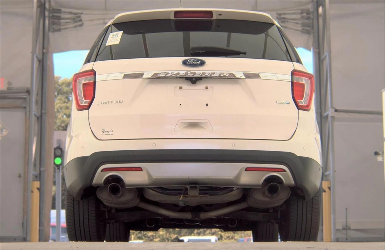 Ford Explorer Limited 4WD 2017