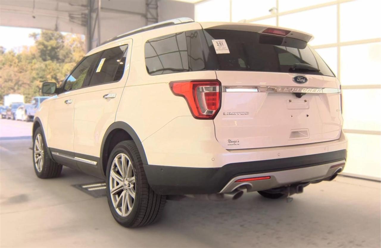 Ford Explorer Limited 4WD 2017