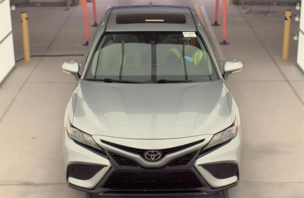 Toyota Camry SE Auto AWD (Natl) 2021