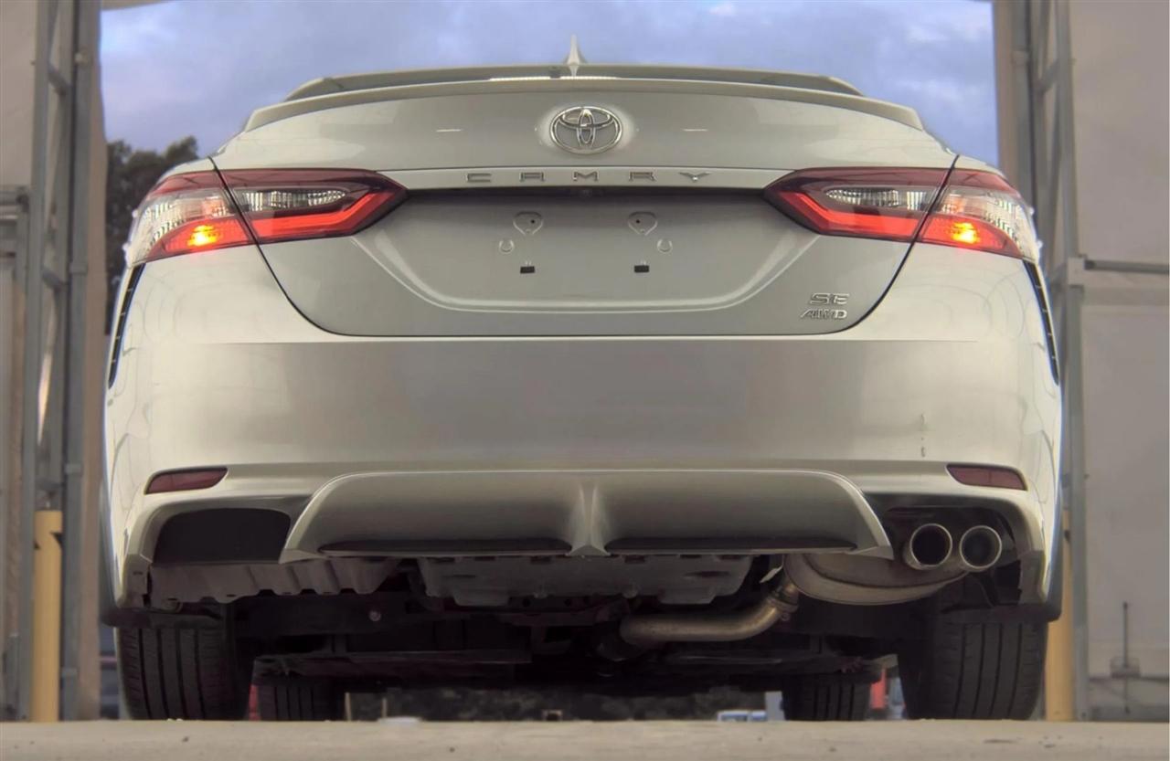 Toyota Camry SE Auto AWD (Natl) 2021