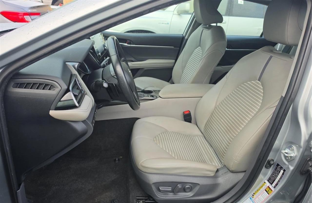 Toyota Camry SE Auto AWD (Natl) 2021