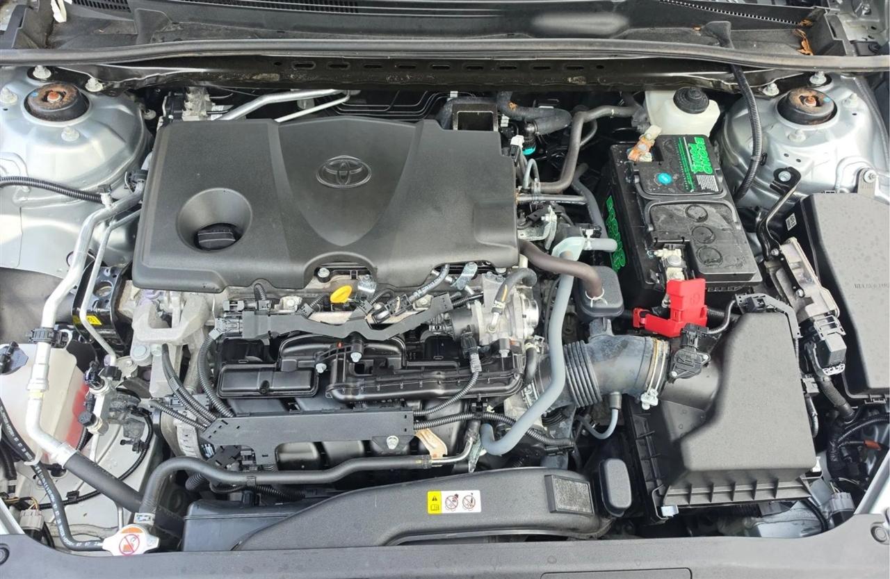 Toyota Camry SE Auto AWD (Natl) 2021