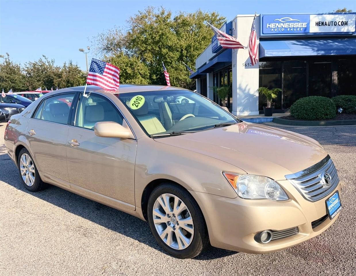Toyota Avalon 4dr Sdn Limited (Natl) 2010