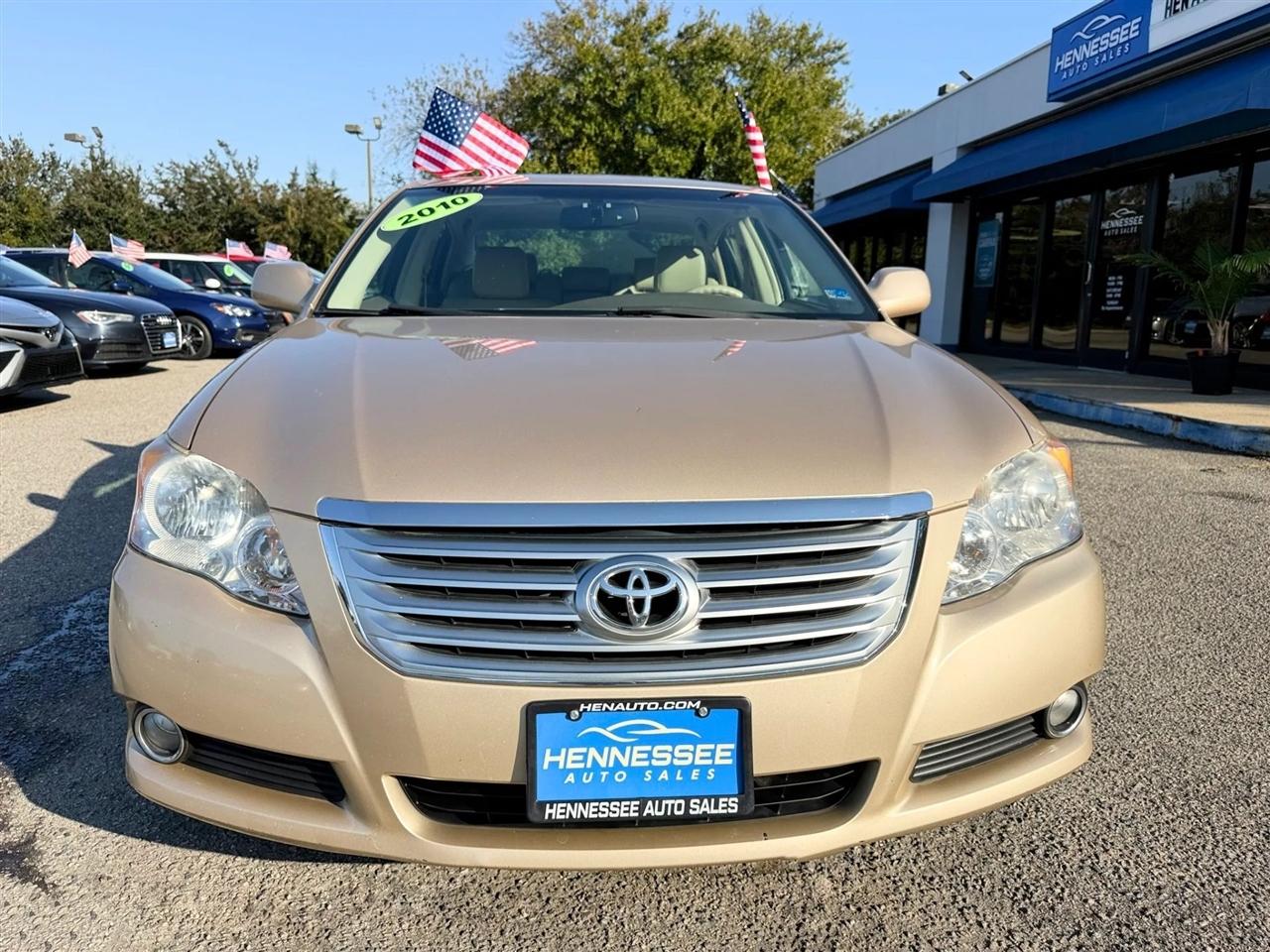 Toyota Avalon 4dr Sdn Limited (Natl) 2010