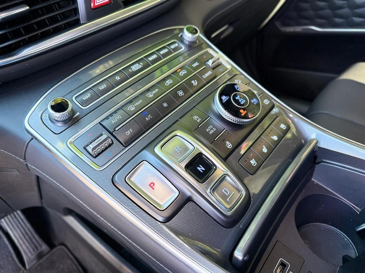 Hyundai Santa Fe Calligraphy AWD *Ltd Avail* 2021