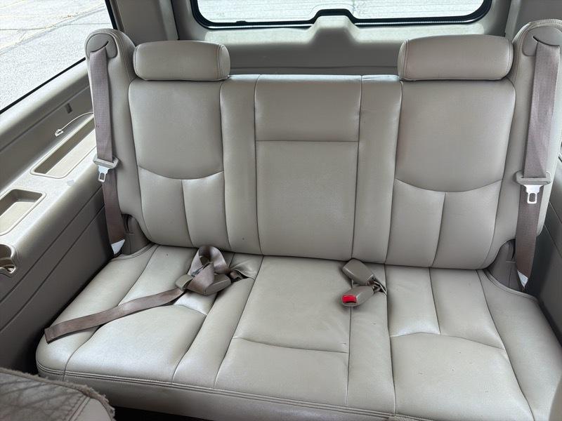 Chevrolet Suburban 1500 2004