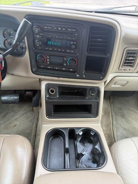 Chevrolet Suburban 1500 2004