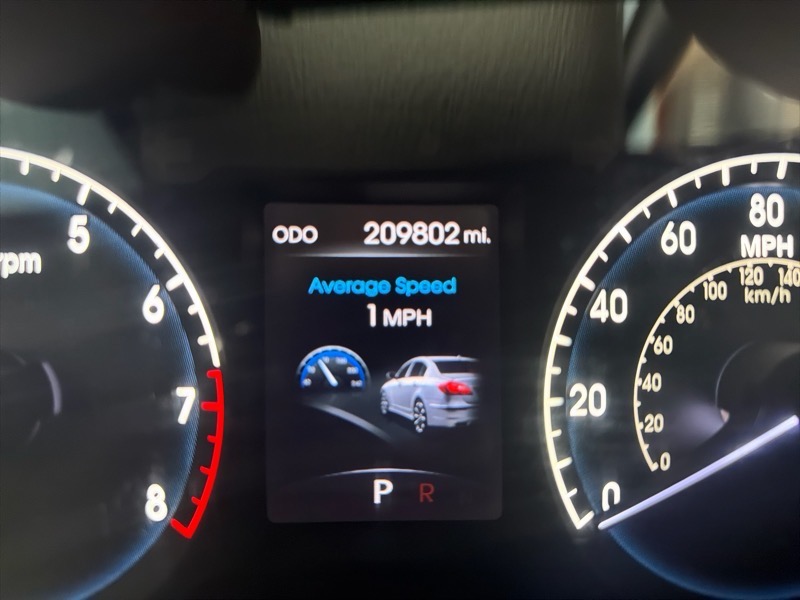 Hyundai Genesis 5.0L R-Spec 2012