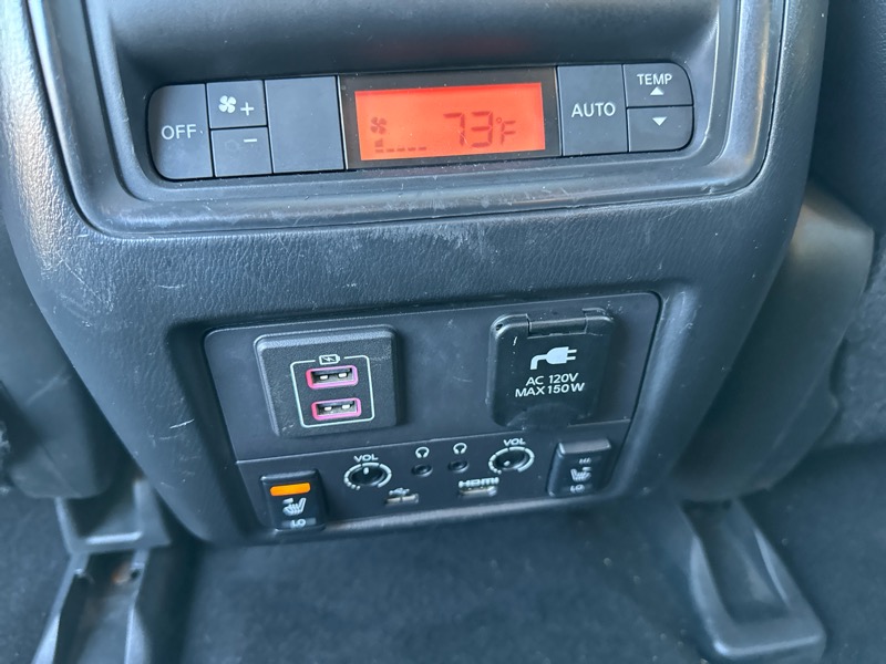 Nissan Pathfinder Platinum 4WD 2018