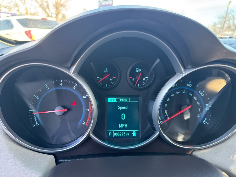 Chevrolet Cruze 2LT Auto 2013