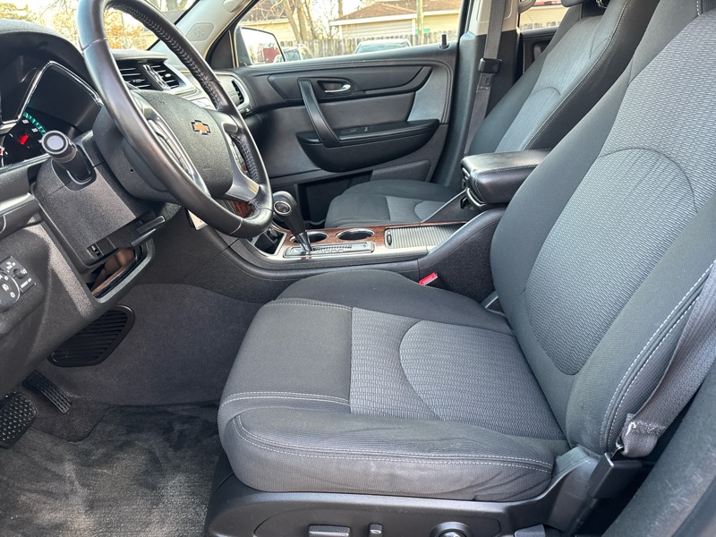 Chevrolet Traverse 1LT FWD 2014